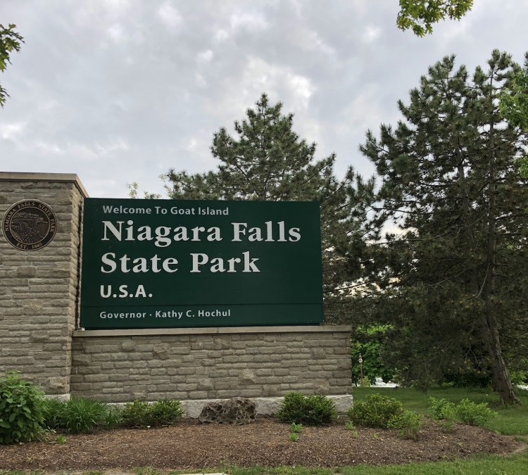 niagara-falls-state-park-usa-sign-photo